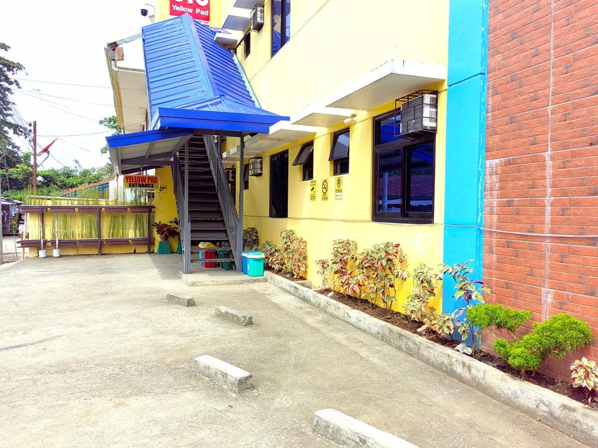 Yellowpad Hotel ダバオ　シティ エクステリア 写真